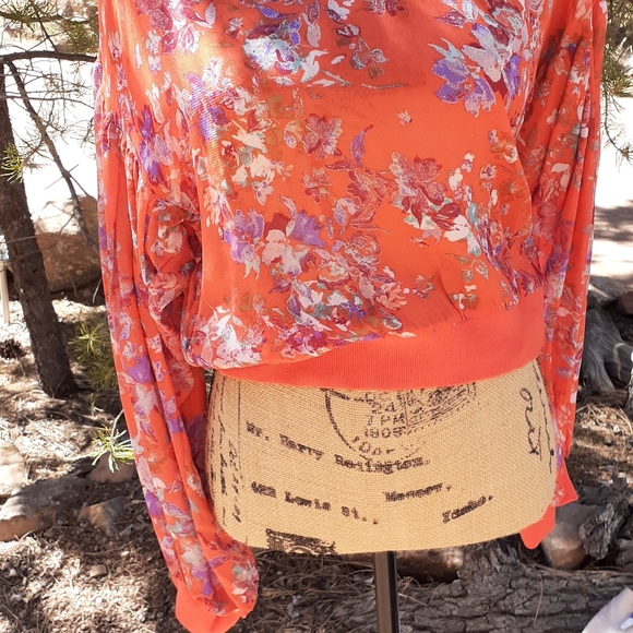 Free People Tops - Free People crop top NWOT